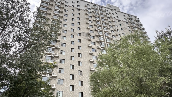 正大城市花园翠苑外景图