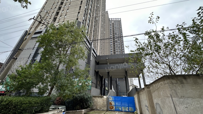 优活公寓外景图