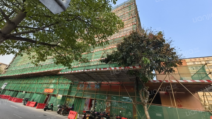 柴站楼中座外景图