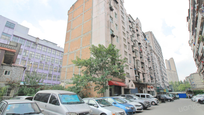 上海中路住宅区外景图