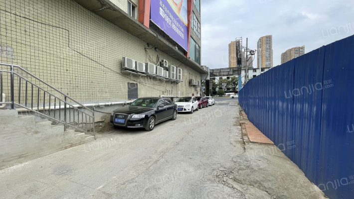 花溪大道中段35号外景图