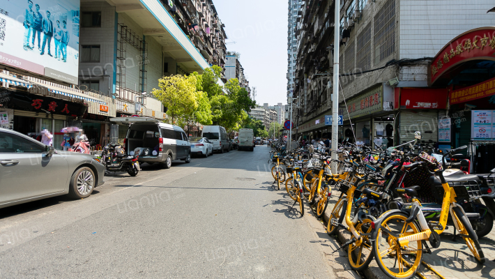 武房四号楼外景图