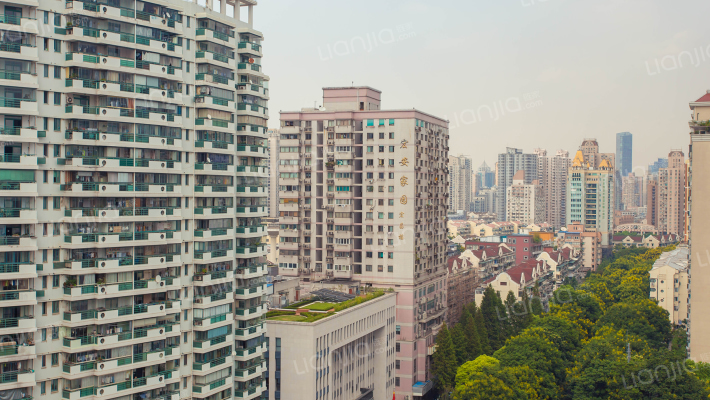 新华大厦外景图