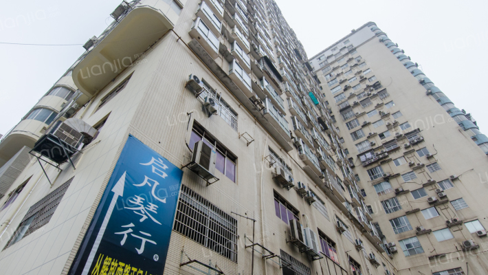 鸿盛大厦外景图