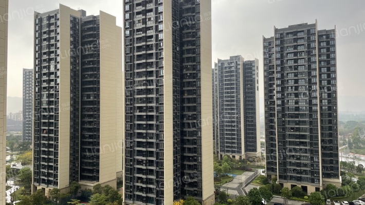 三水时代倾城外景图