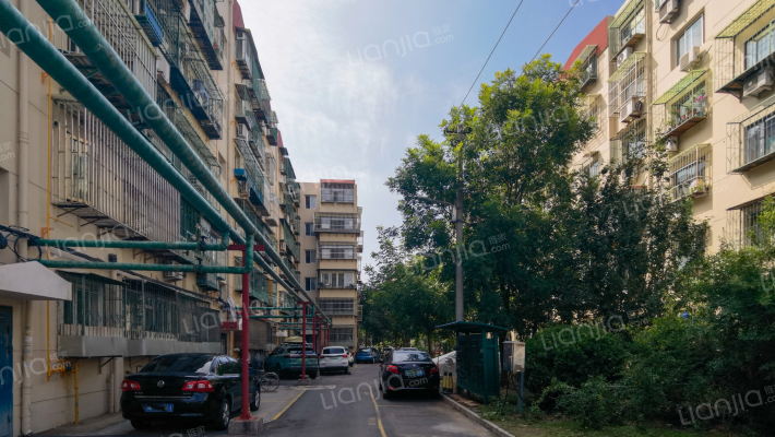 中山门南里外景图