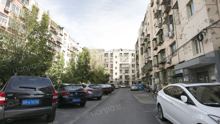 罗庄西里外景图