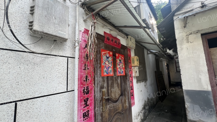 西信记里32号外景图