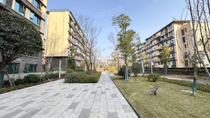 腾龙居公园华府外景图