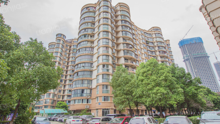 水印都市外景图