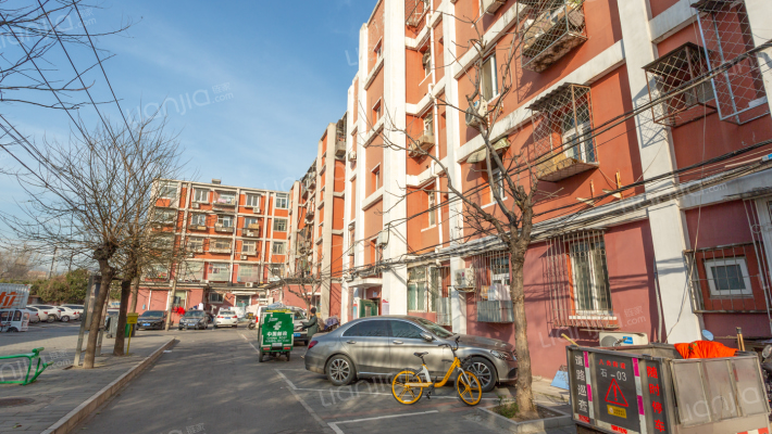 古城特钢楼外景图