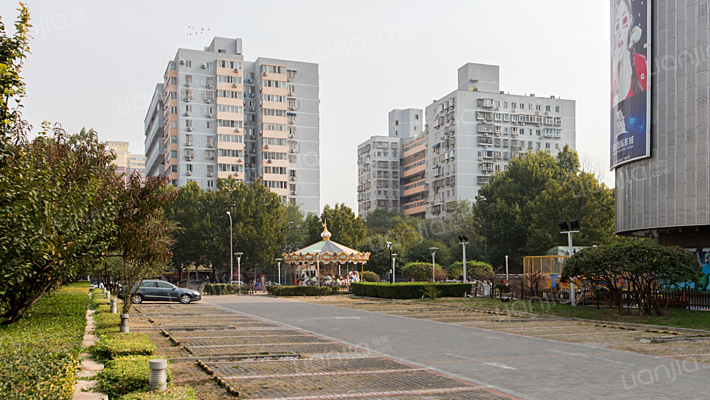 甘露西园外景图