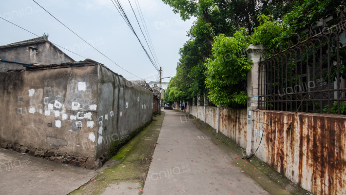 卫生弄25号外景图