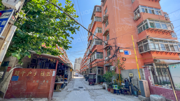 闫千户小区三区外景图