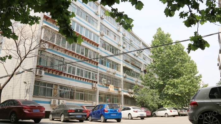 万盛园小区外景图