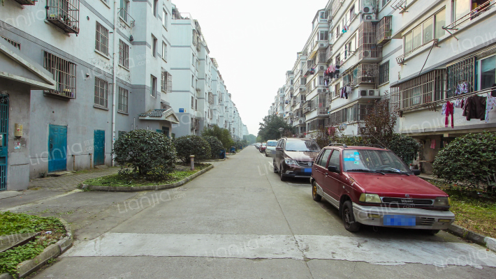 长江花园一区外景图