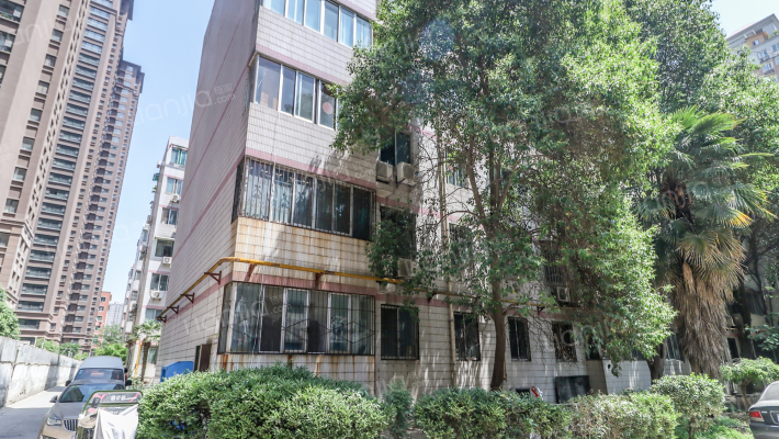 长信丰登公寓外景图