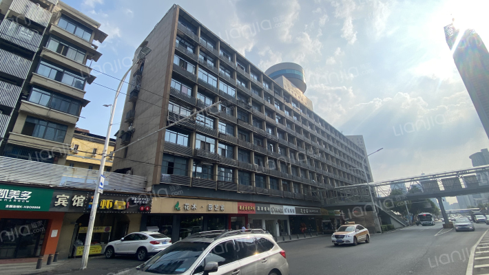 解放大道872号外景图