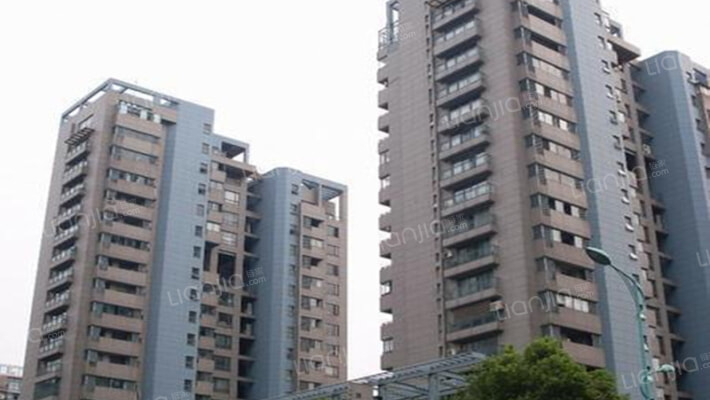 四季名门城市公寓外景图