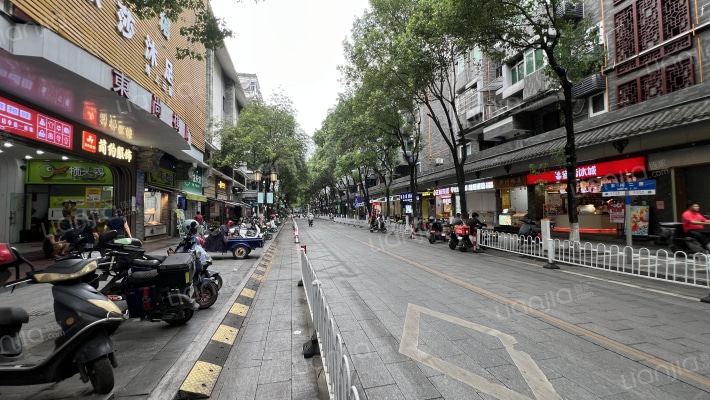 东信园三街外景图