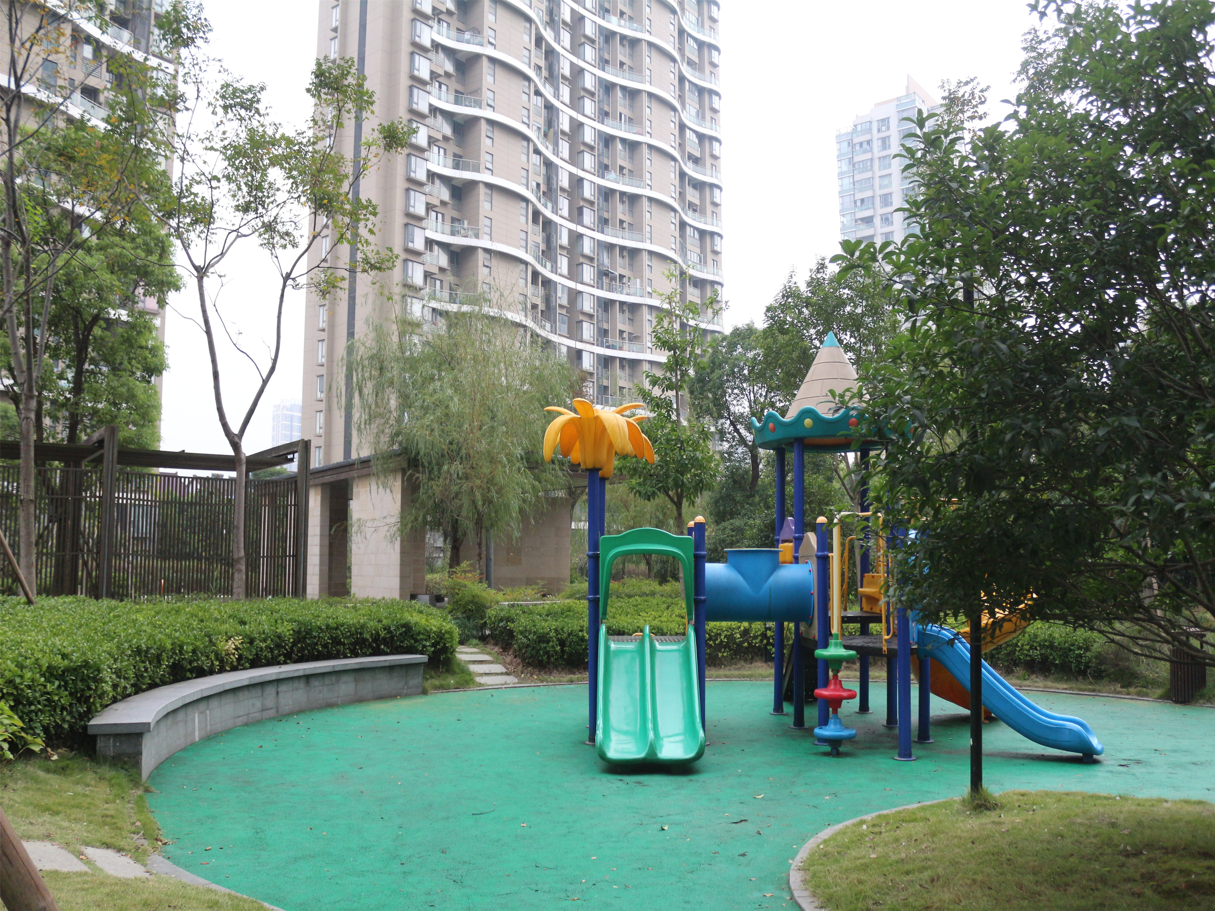 天鸿君邑小区实景 14