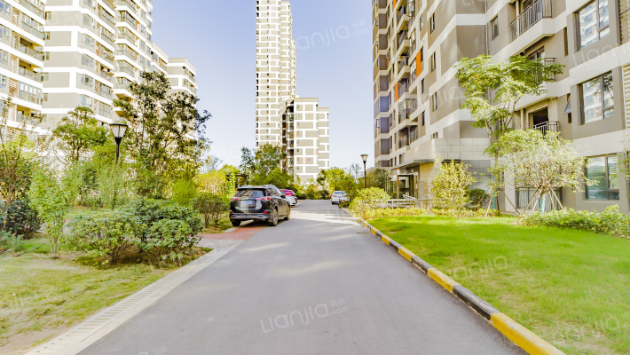 光谷满庭春MOMA外景图