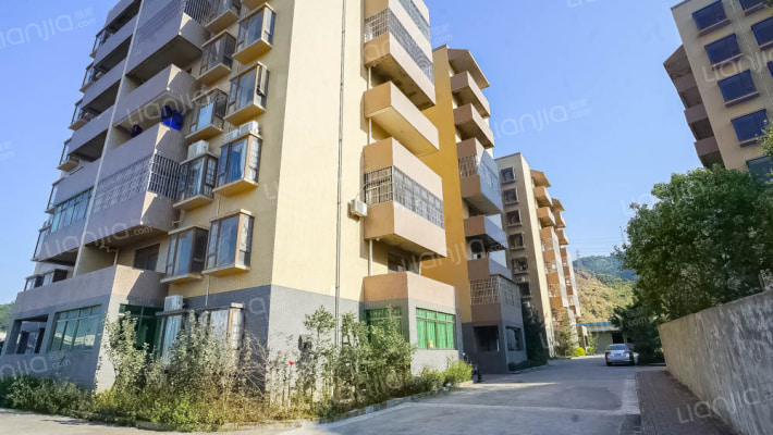 风和日丽公馆外景图