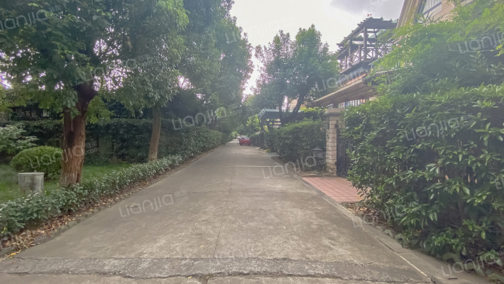 百佳花园外景图