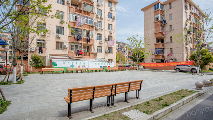 盈中新村外景图