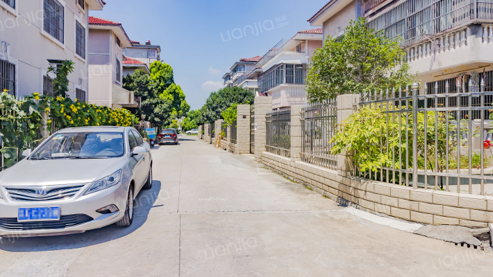 溧水区花园小区外景图