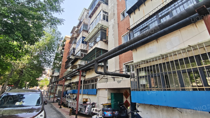 泰昌西里外景图