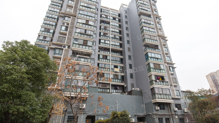 金富士阳光花园外景图