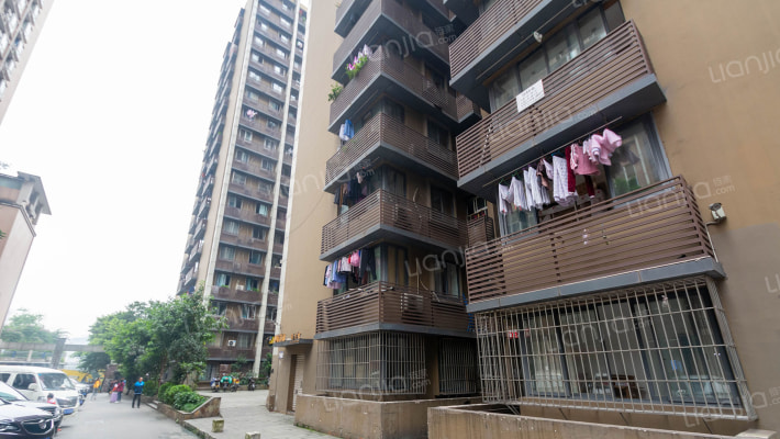 雨轩华新小区外景图