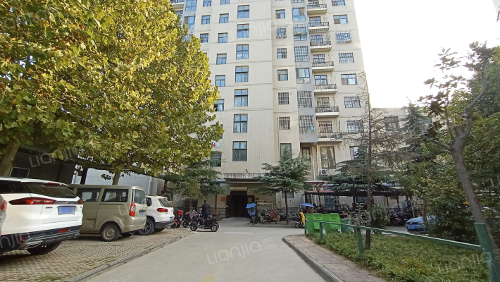 东方观天下外景图