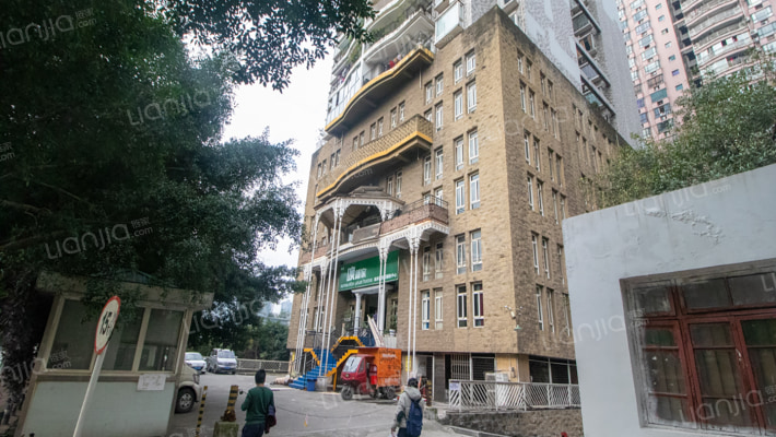 美心集资楼外景图