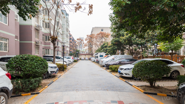 亚新美好人家外景图