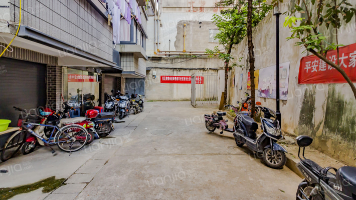 安泰公寓外景图