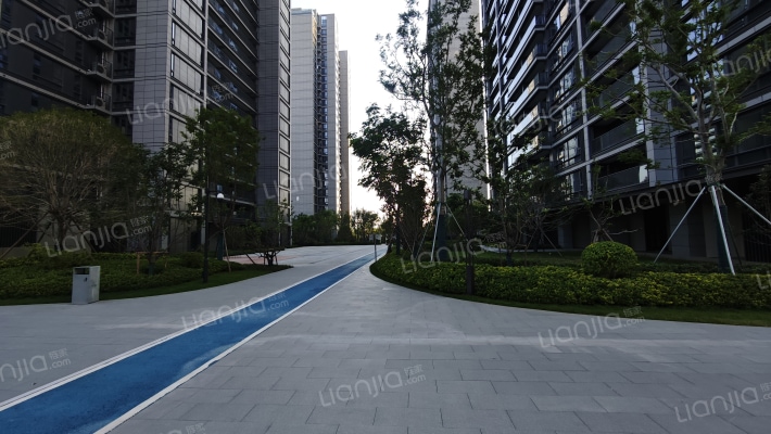 武汉城建雲栖湖岸外景图