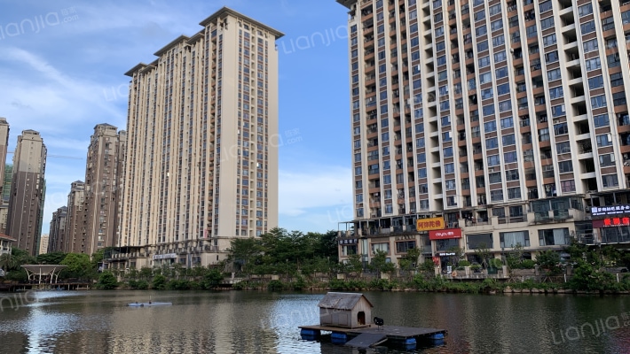 翡翠山国际公寓外景图