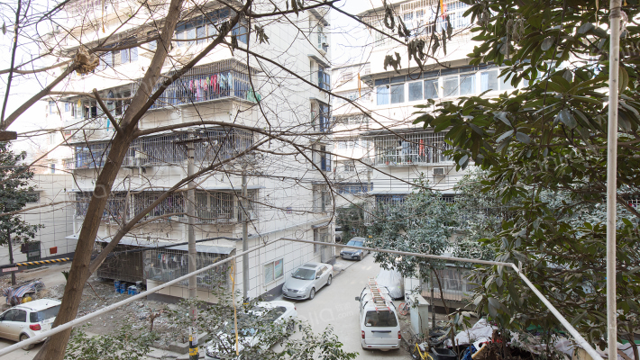 解放桥小区外景图