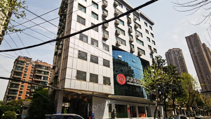 信合大厦外景图