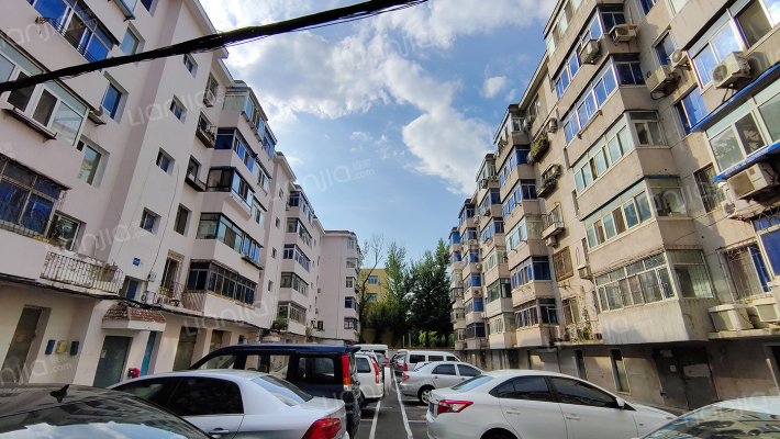 云星小区外景图