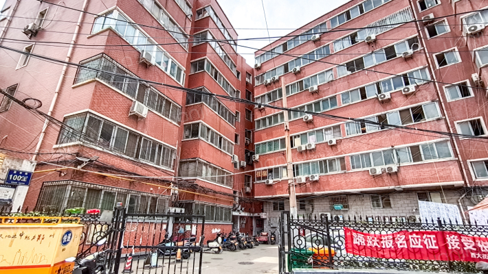 菜市街100号外景图