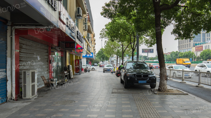 东环路商铺外景图