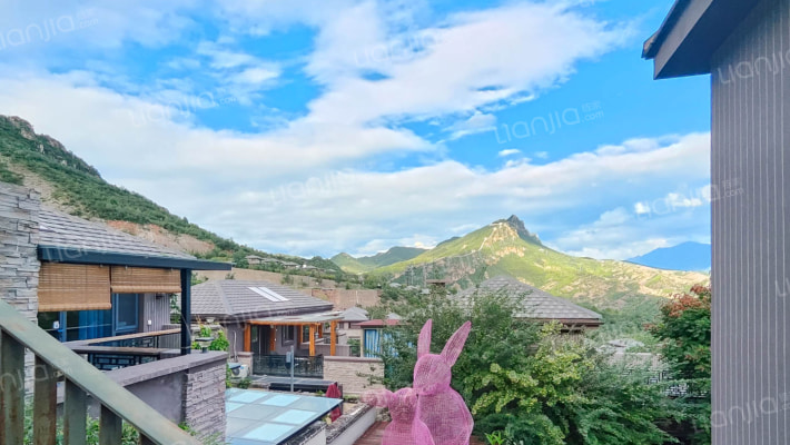 龙湖长城源著燕京楼外景图