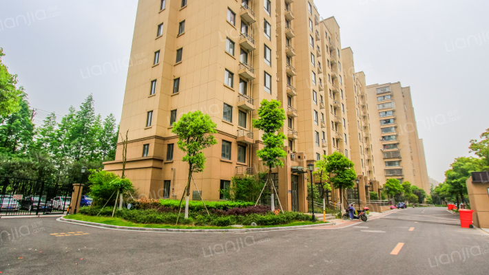 万隆花苑外景图