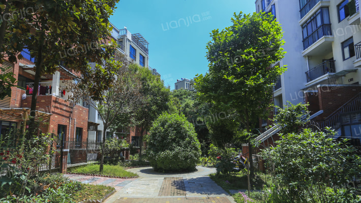 一里洋房外景图