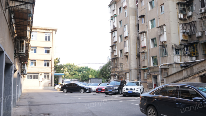 公路管理局城郊分局宿舍外景图