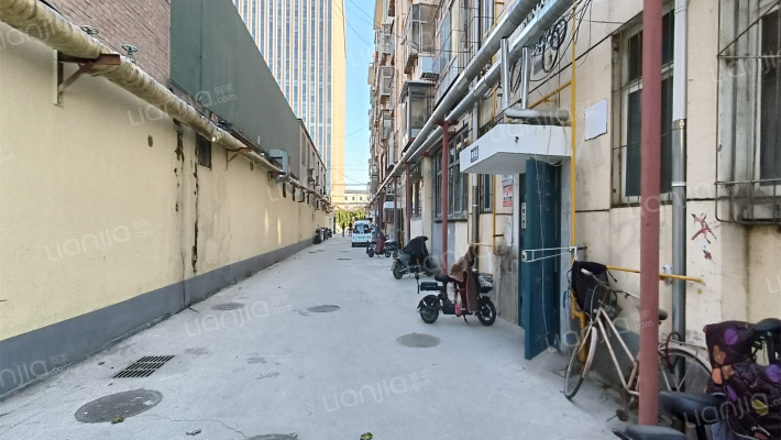 物资局宿舍外景图