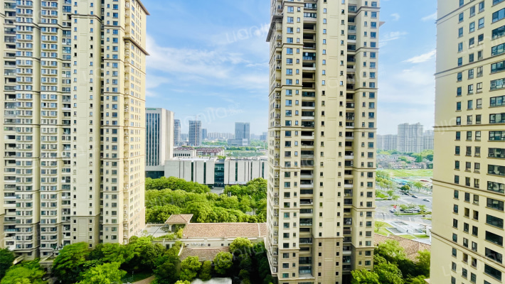 融科玖玖派外景图